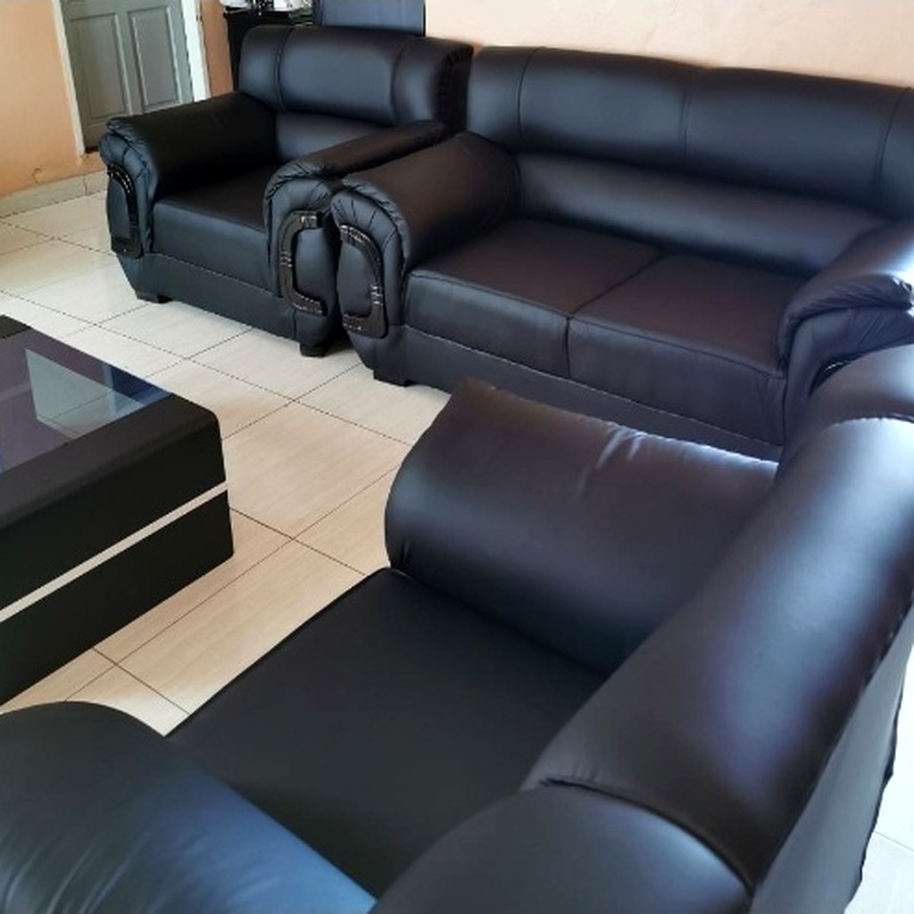 Kombera Classic Harvard Black Leather 3-Piece Lounge Suite